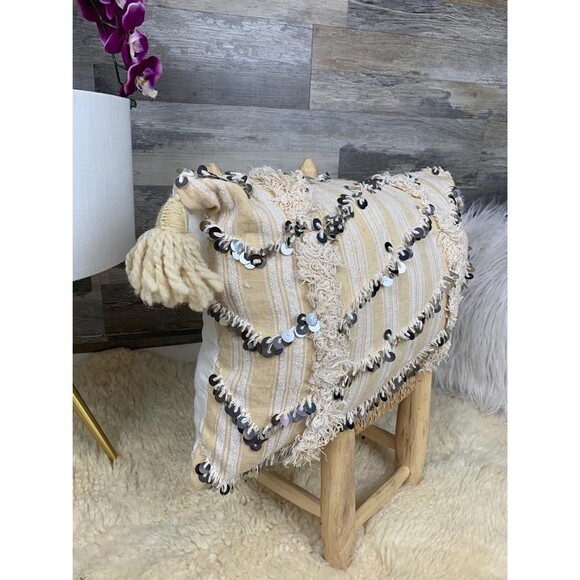 Vintage Moroccan Handira Pillow: Sequined Wedding Blanket Cushion 03YS00676 - Picture 3 of 9